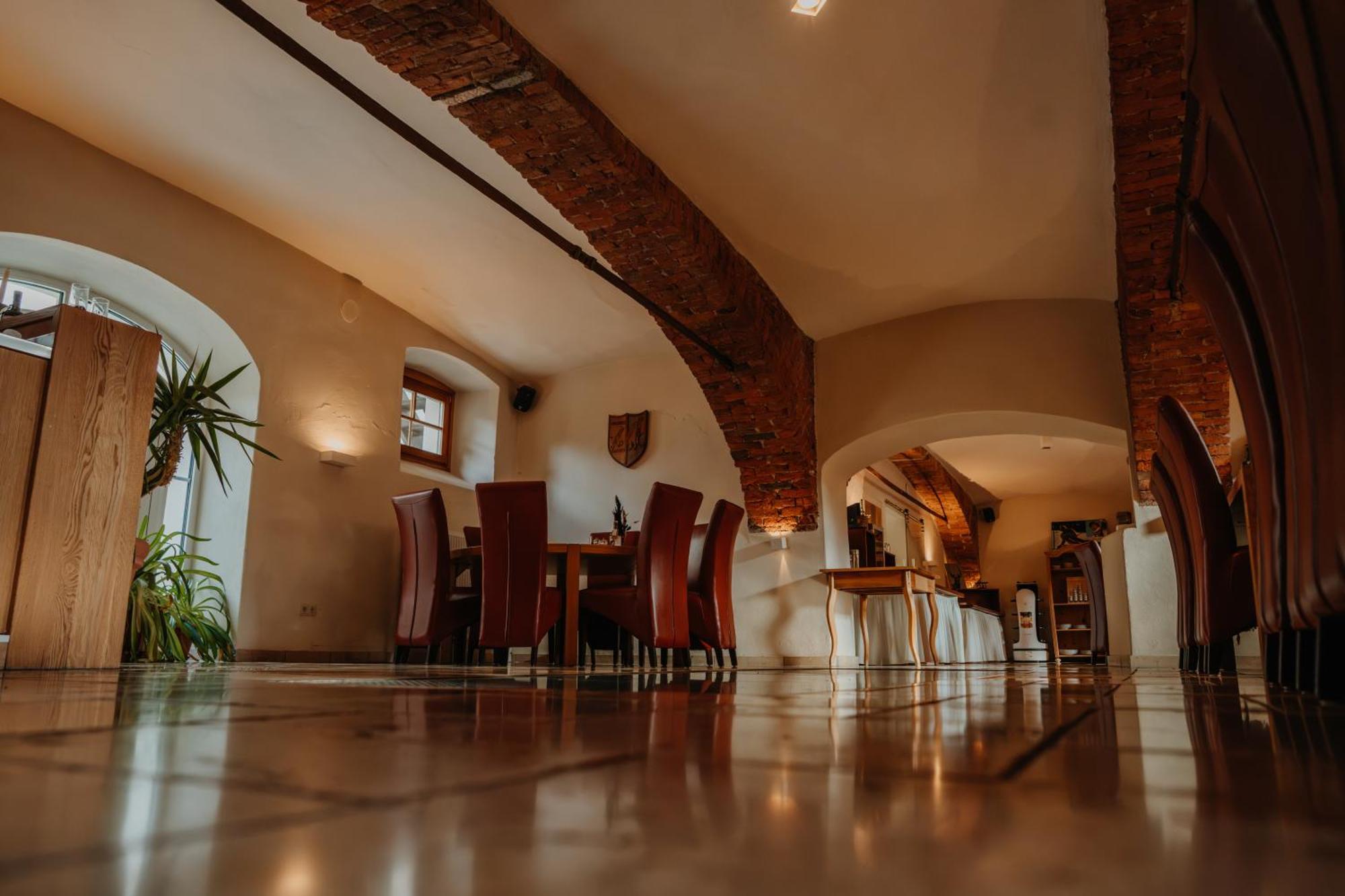 Bierhotel Loncium & Privatbrauerei Kotschach-Mauthen Exteriér fotografie